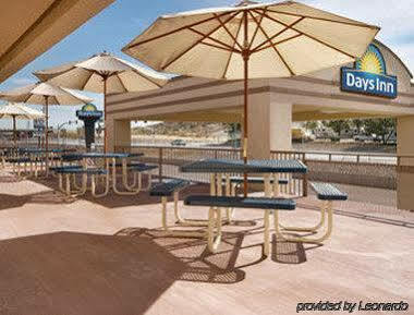Days Inn By Wyndham Rock Springs Esterno foto
